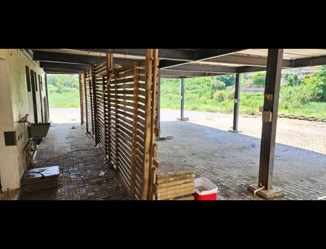 BUSINESS FOR SALE IN TONGAAT CENTRAL